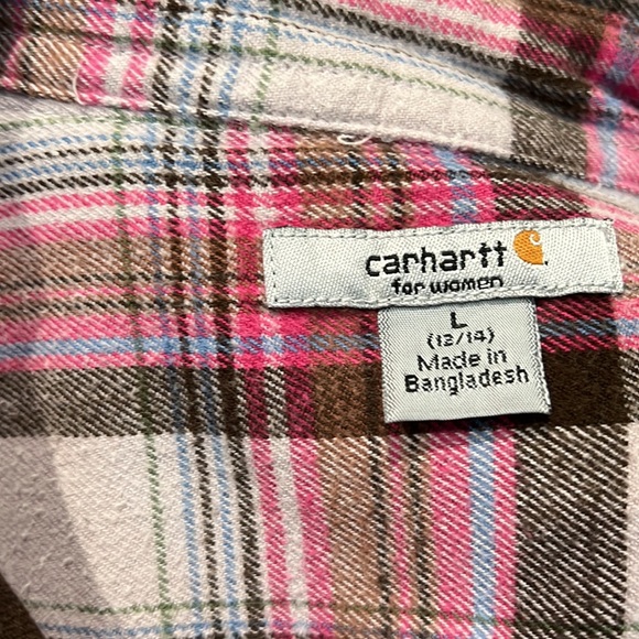 🍁 Great Women’s Carhartt Flannel Plaid Button Up Shirt! - Picture 4 of 4